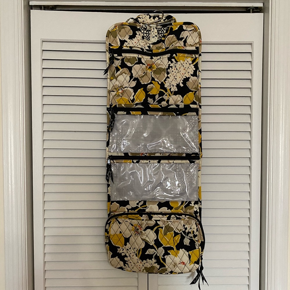 Vera Bradley hanging travel organizer